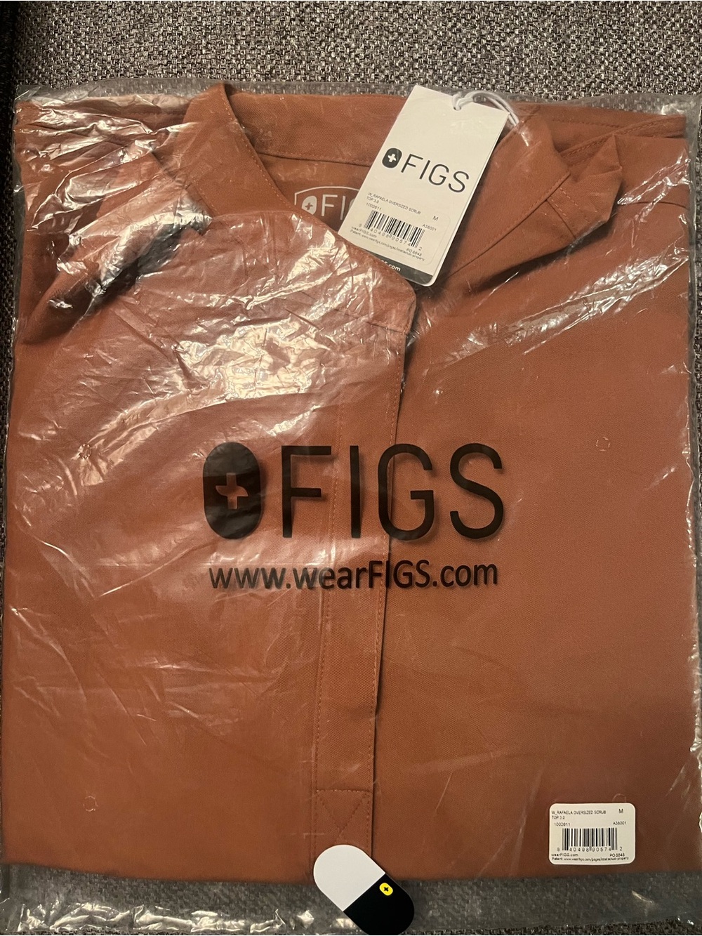 FIGS Rafaela Oversized
Scrub Top™, M, Mocha - Picture 5 of 6